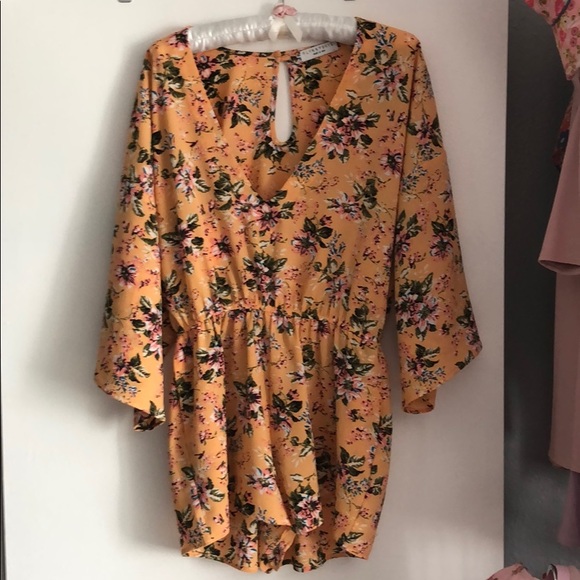 Flynn Skye Other - Flynn Skye Romper Large